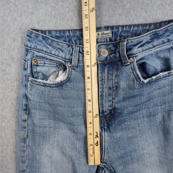 Denim Co Womens Size 4 Light Wash High Waist Jeans Frayed Hem 24" Waist FLAW - Picture 13 of 16